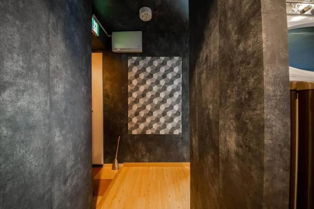 Lucent Apartment Toyohira